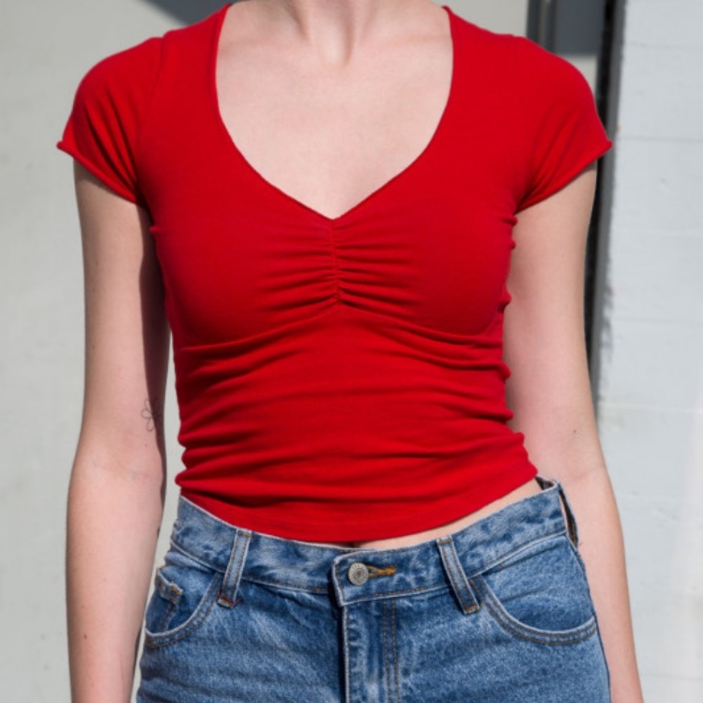 red gina top